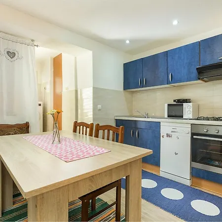 Arena Apartment *
